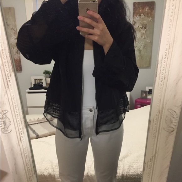 Zara Jacket - Picture 7 of 7